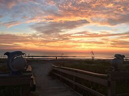 Surf Studio Beach Resort