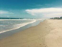 Surf Studio Beach Resort