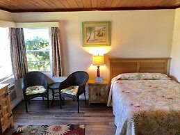 Surf Studio Beach Resort