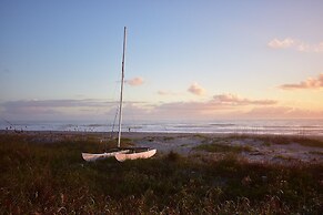 Surf Studio Beach Resort