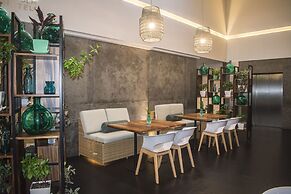 Square Small Luxury Hotel - Providencia