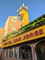 San Jorge Hotel & Hostel