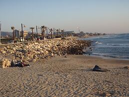 Marom Hof Hacarmel Apartments