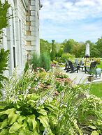 All Suites Whitney Manor