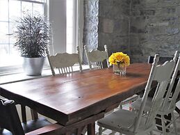 All Suites Whitney Manor