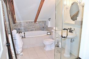 All Suites Whitney Manor