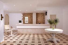 Mistral Hotel - Adults Only