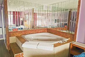 Falls Inn Near Casino Niagara By OYO