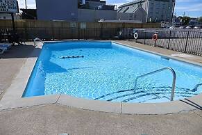 Falls Inn Near Casino Niagara By OYO