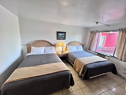 6267 Persepolis Inn