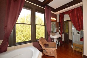 Marketa's Bed & Breakfast