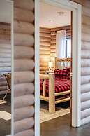 Myra Canyon Lodge + Ranch