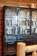 Myra Canyon Lodge + Ranch