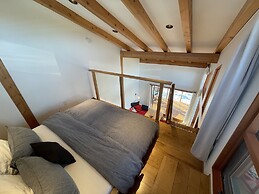 Myra Canyon Lodge + Ranch