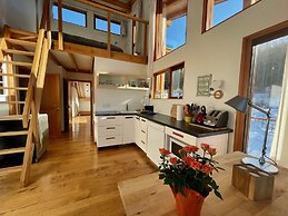 Myra Canyon Lodge + Ranch