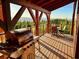 Myra Canyon Lodge + Ranch