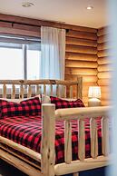 Myra Canyon Lodge + Ranch