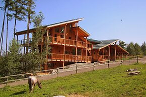 Myra Canyon Lodge + Ranch