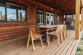 Myra Canyon Lodge + Ranch