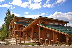 Myra Canyon Lodge + Ranch