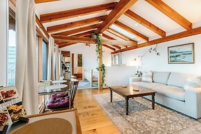 Myra Canyon Lodge + Ranch