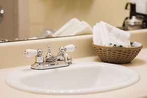 Niagara Falls Motor Lodge