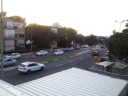 Marom Carmel Center Apartments