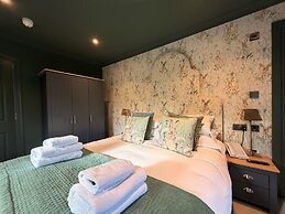 Moorhill House Hotel