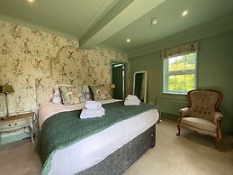 Moorhill House Hotel