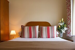 Moorhill House Bed & Breakfast