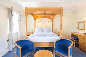 Moorhill House Bed & Breakfast