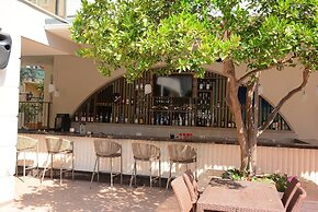 Almera Park Apart Hotel