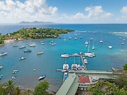 Blue Lagoon Hotel & Marina
