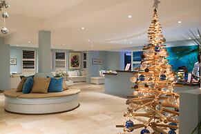 Blue Lagoon Hotel & Marina
