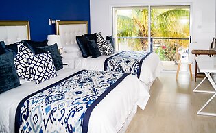 Blue Lagoon Hotel & Marina