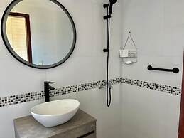 Portobello Suites Hotel