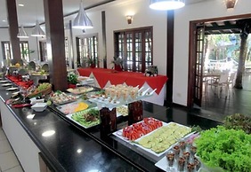 Salvetti Praia Hotel