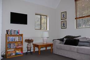 Summit Ridge Alpine Lodge