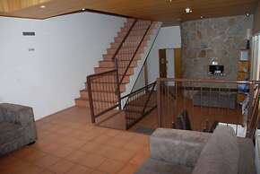 Summit Ridge Alpine Lodge