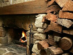 Summit Ridge Alpine Lodge