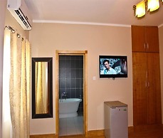 Tropical Enclave Hotel