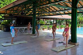 Larissa Akman Çamyuva - All Inclusive