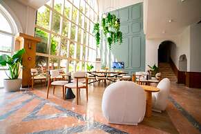 Rose Garden Premium Hotel
