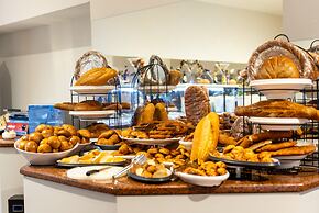 Rose Garden Premium Hotel