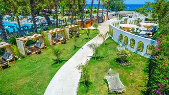 Rose Garden Premium Hotel