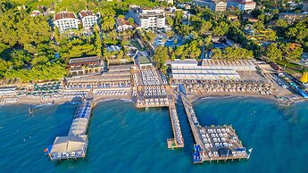 Rose Garden Premium Hotel