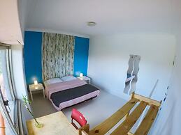 Carcavelos Surf Hostel