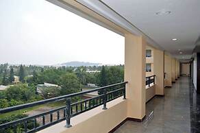 Ramada by Wyndham Wanning Resort