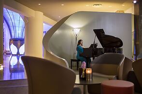 The Art Hotel & Resort