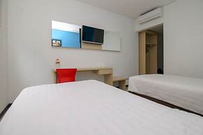 Pratama Hotel and Convention